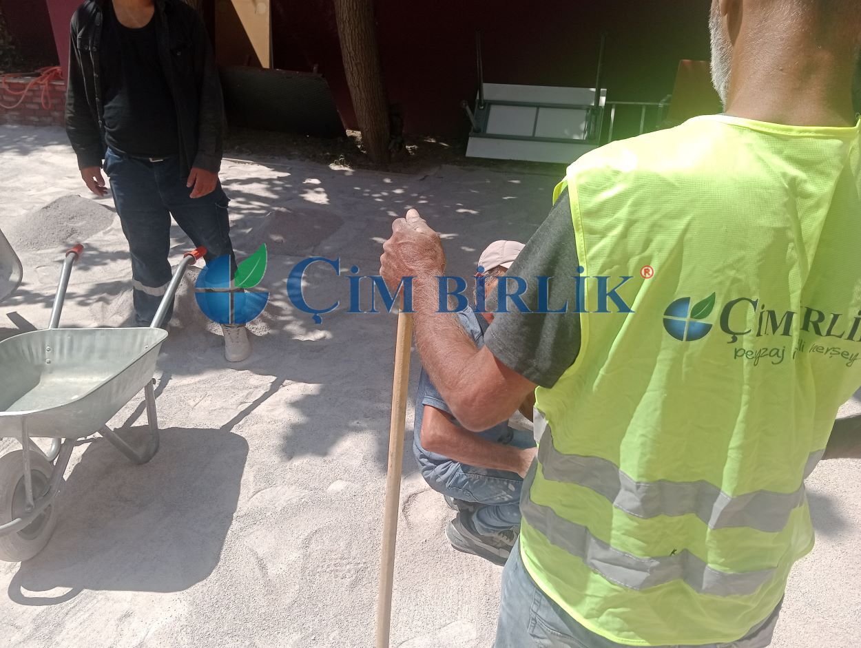 Ekibimiz Sahada Çalışıyor