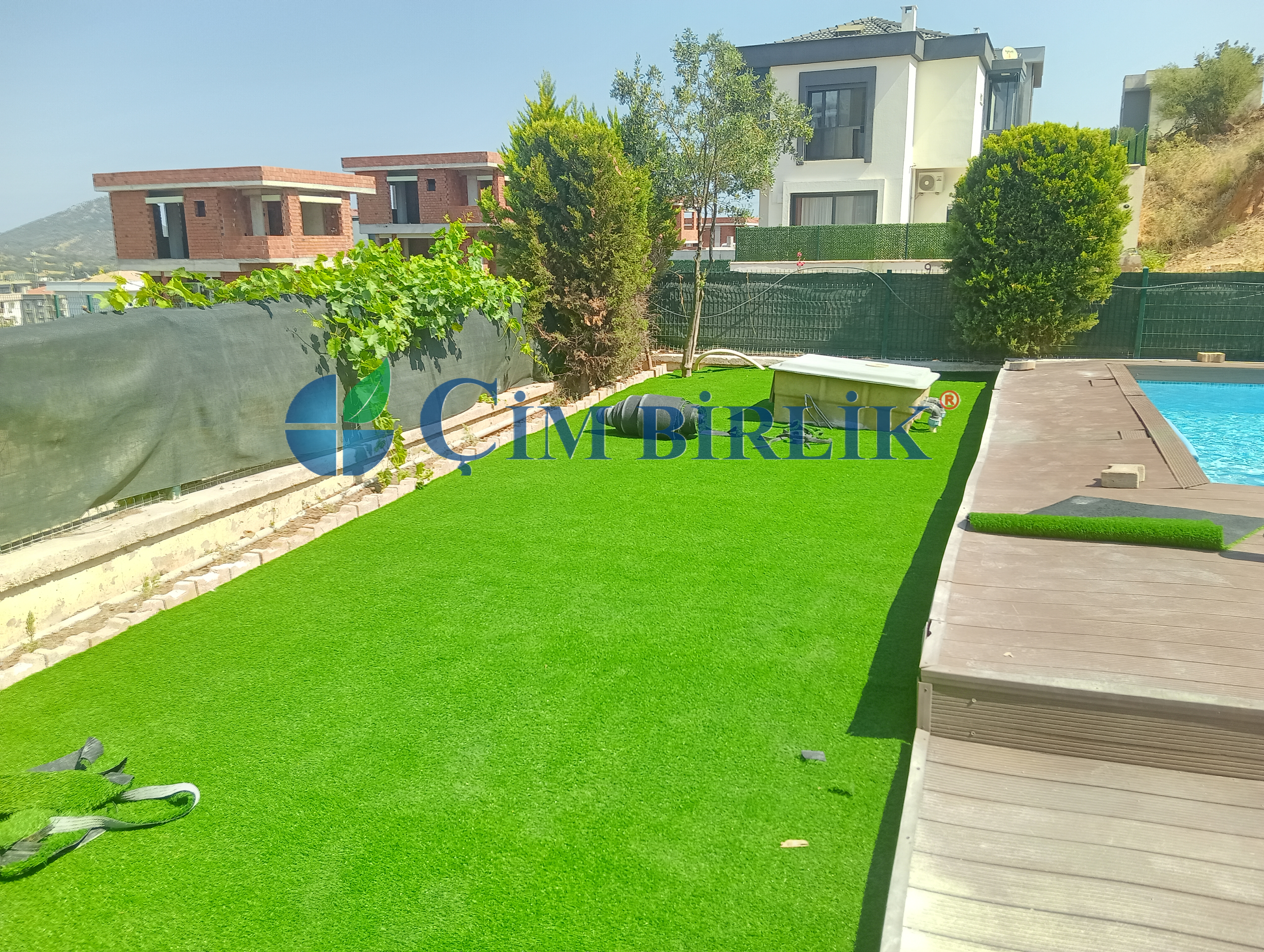 Havuz Kenarı Yapay Çim Uygulaması